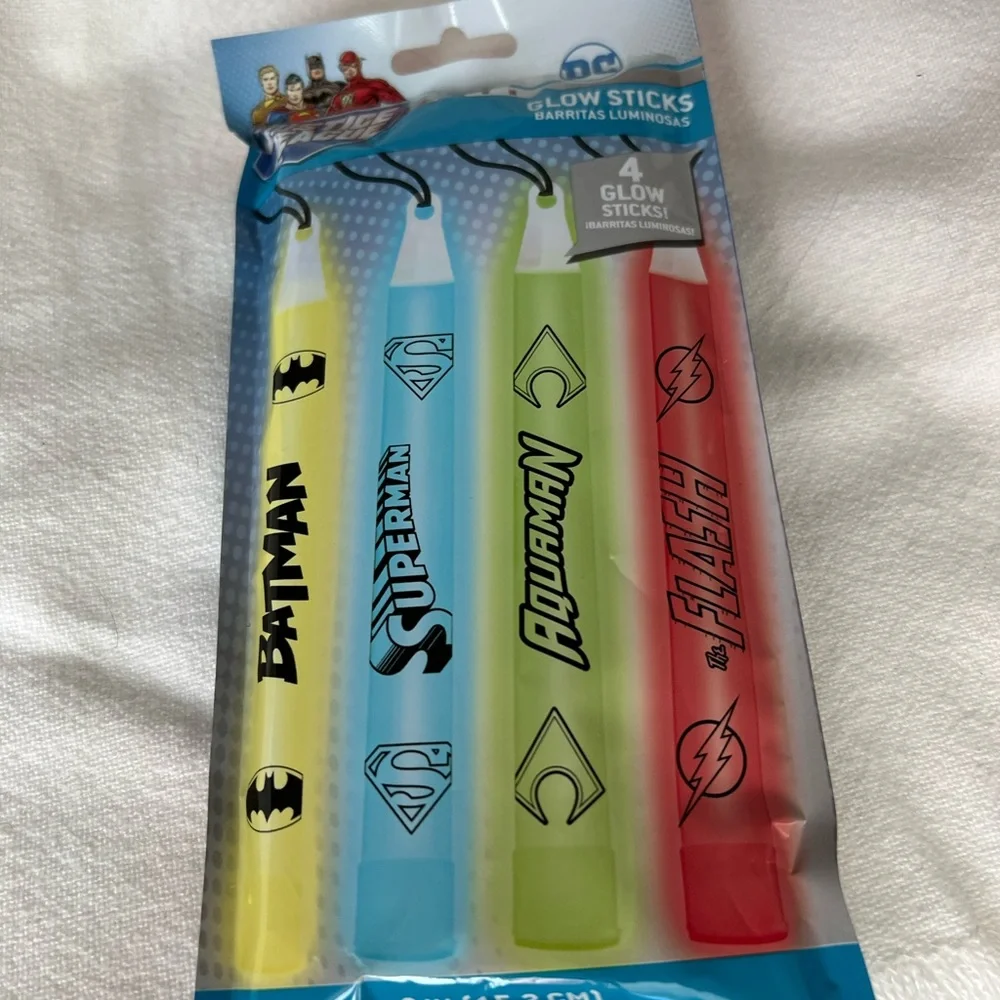 DC Comics Glow Stick Party Pack - Red, Yellow, Blue